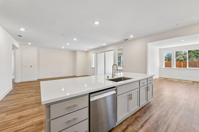 2350 Briar Meadow Cir, Auburn, CA 95603