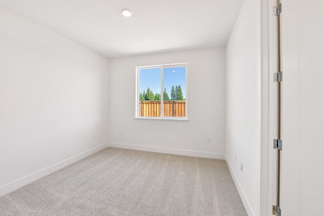 2350 Briar Meadow Cir, Auburn, CA 95603