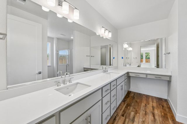 2350 Briar Meadow Cir, Auburn, CA 95603