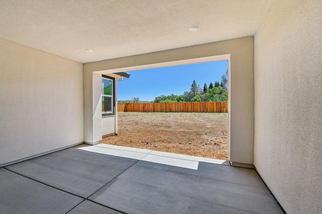 2350 Briar Meadow Cir, Auburn, CA 95603