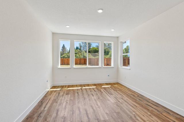 2350 Briar Meadow Cir, Auburn, CA 95603