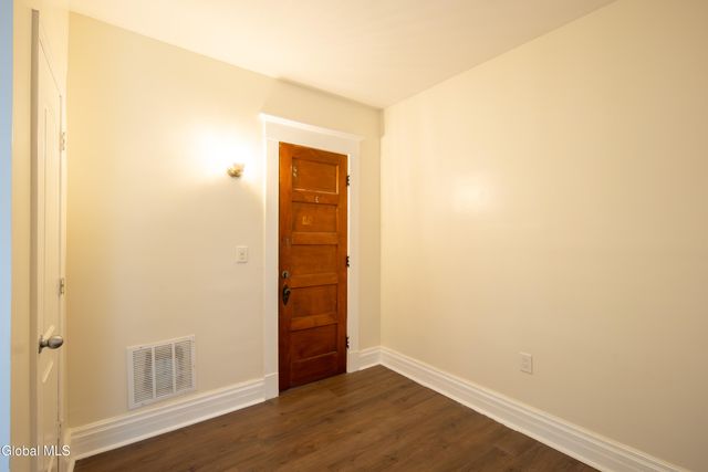 22 Swan Street 2, Schenectady, NY 12307