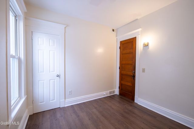 22 Swan Street 2, Schenectady, NY 12307