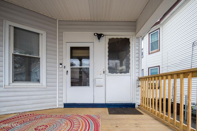 22 Swan Street 2, Schenectady, NY 12307