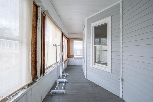 22 Swan Street 2, Schenectady, NY 12307