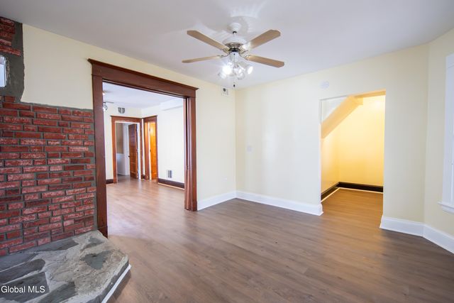 22 Swan Street 2, Schenectady, NY 12307