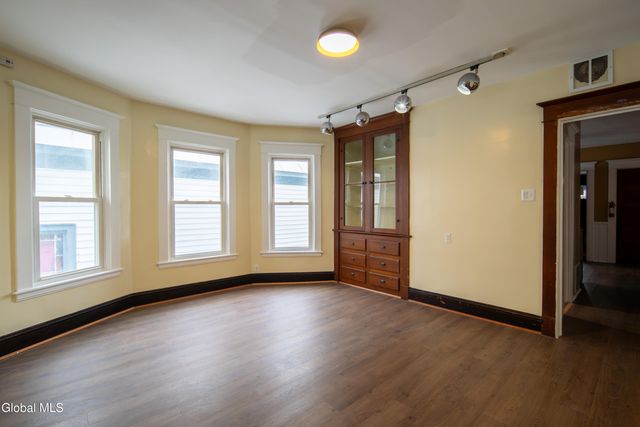 22 Swan Street 2, Schenectady, NY 12307