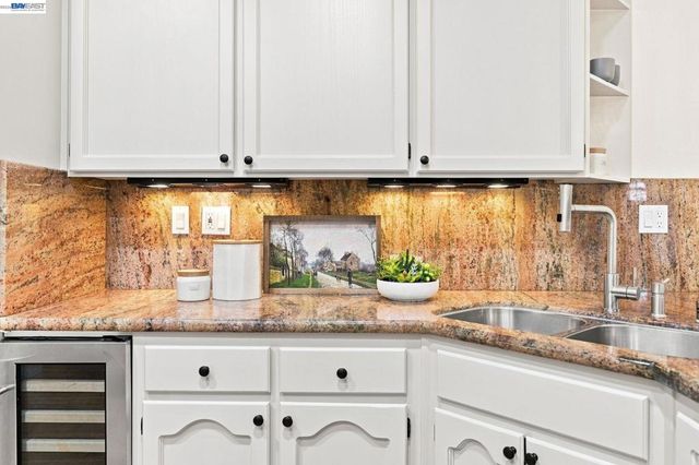 210 Wood Valley Pl, Danville, CA 94506