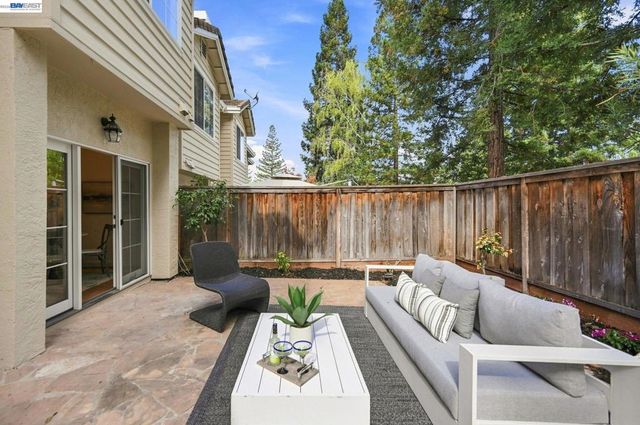 210 Wood Valley Pl, Danville, CA 94506