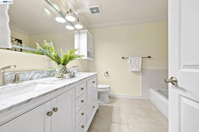 210 Wood Valley Pl, Danville, CA 94506