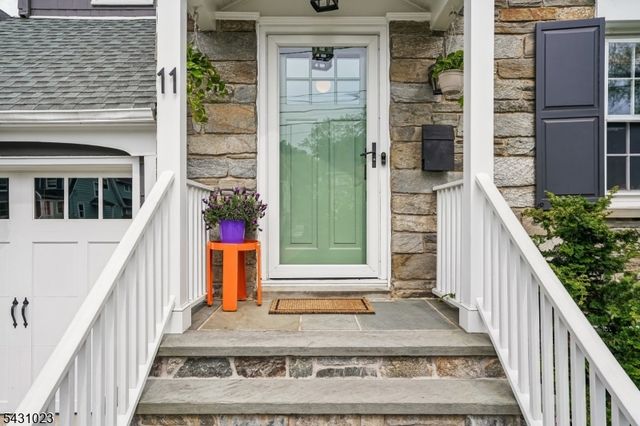 11 Kendal Ave, Maplewood Twp., NJ 07040