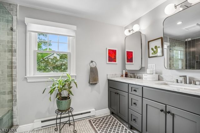 11 Kendal Ave, Maplewood Twp., NJ 07040