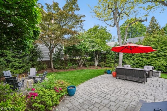 11 Kendal Ave, Maplewood Twp., NJ 07040