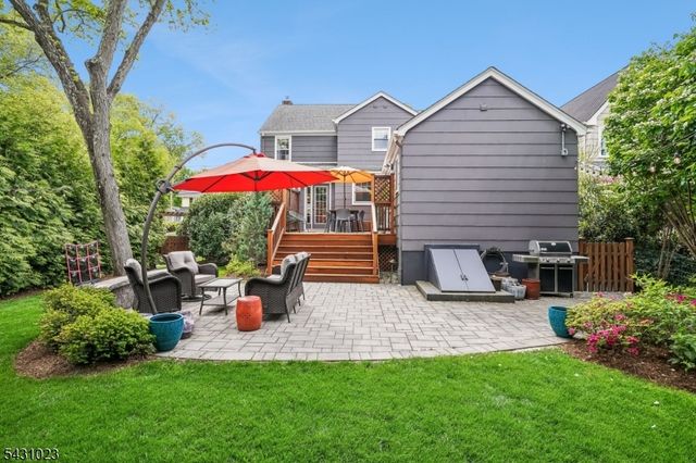 11 Kendal Ave, Maplewood Twp., NJ 07040