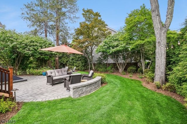 11 Kendal Ave, Maplewood Twp., NJ 07040
