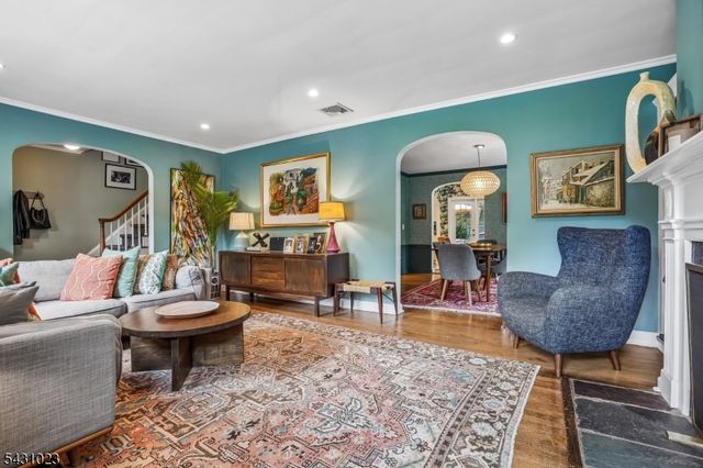 11 Kendal Ave, Maplewood Twp., NJ 07040
