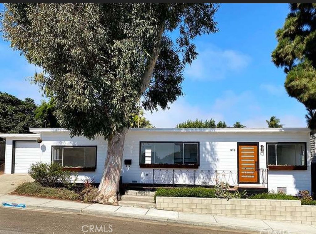919 N Herrin, Manhattan Beach, CA 90266