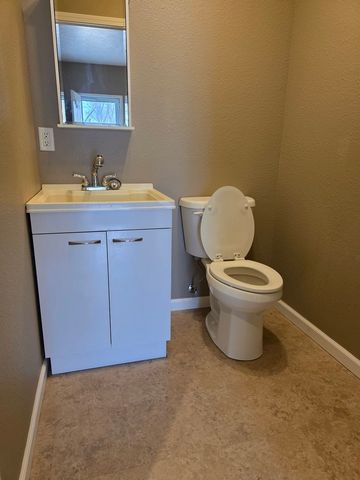 2806 Jones Street, Eldorado, IL 62930