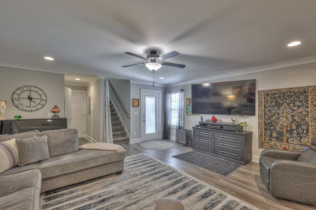 5610 Maples Retreat Dr, Murfreesboro, TN 37127