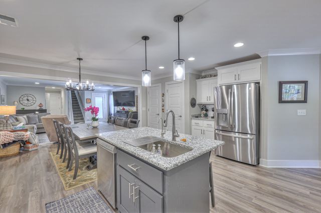 5610 Maples Retreat Dr, Murfreesboro, TN 37127