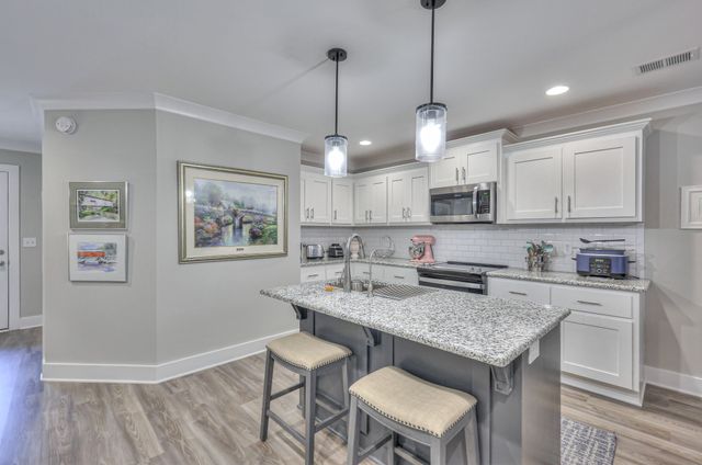 5610 Maples Retreat Dr, Murfreesboro, TN 37127