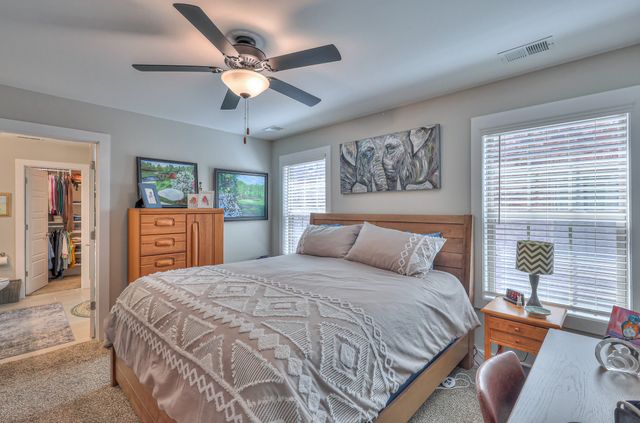 5610 Maples Retreat Dr, Murfreesboro, TN 37127