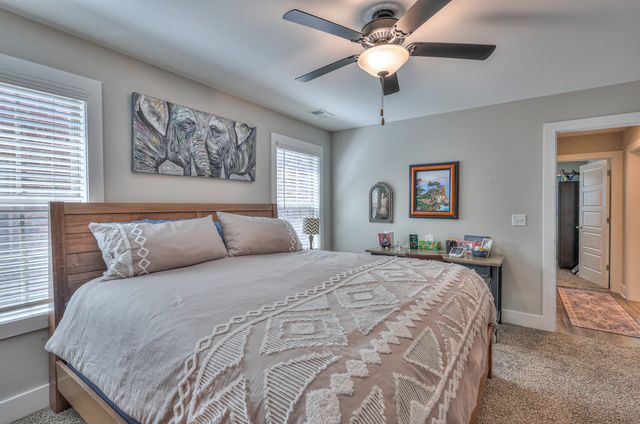 5610 Maples Retreat Dr, Murfreesboro, TN 37127