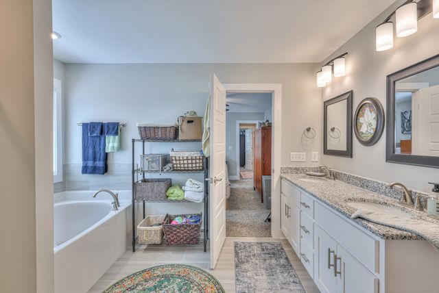 5610 Maples Retreat Dr, Murfreesboro, TN 37127