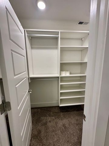 5610 Maples Retreat Dr, Murfreesboro, TN 37127