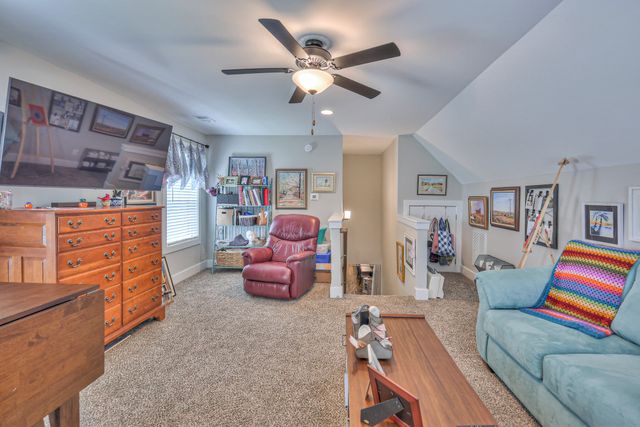 5610 Maples Retreat Dr, Murfreesboro, TN 37127