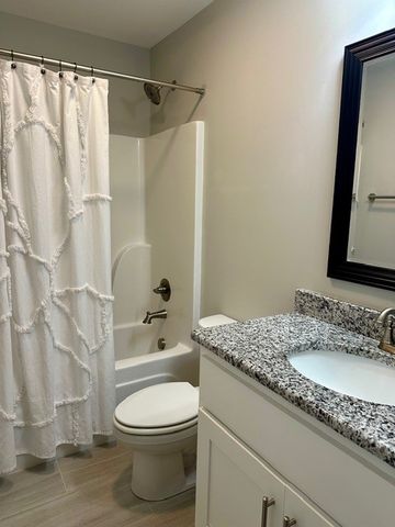 5610 Maples Retreat Dr, Murfreesboro, TN 37127