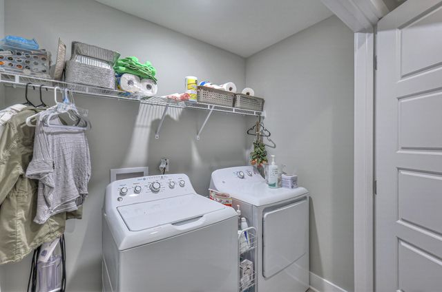 5610 Maples Retreat Dr, Murfreesboro, TN 37127