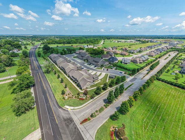 5610 Maples Retreat Dr, Murfreesboro, TN 37127