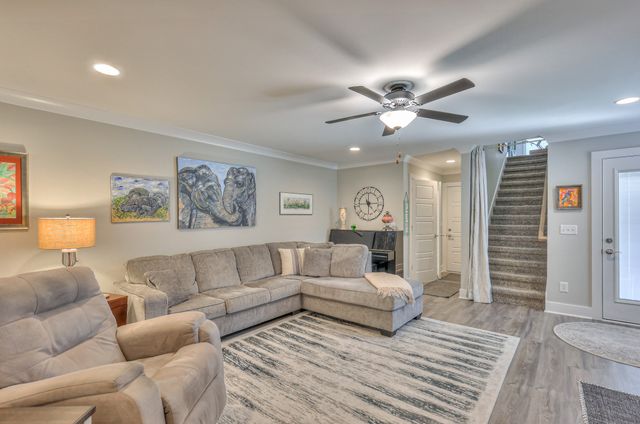 5610 Maples Retreat Dr, Murfreesboro, TN 37127