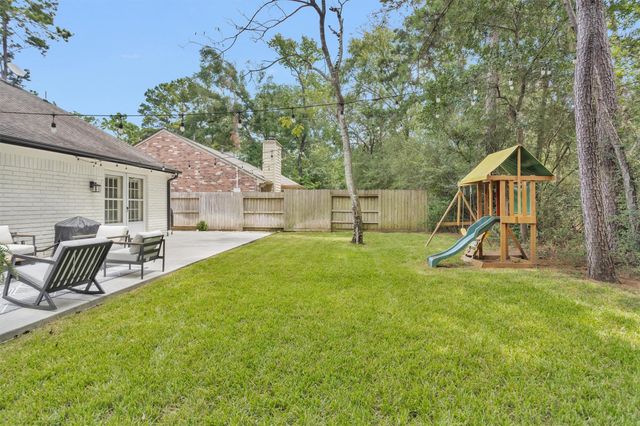 55 S Stony Bridge Circle, The Woodlands, TX 77381