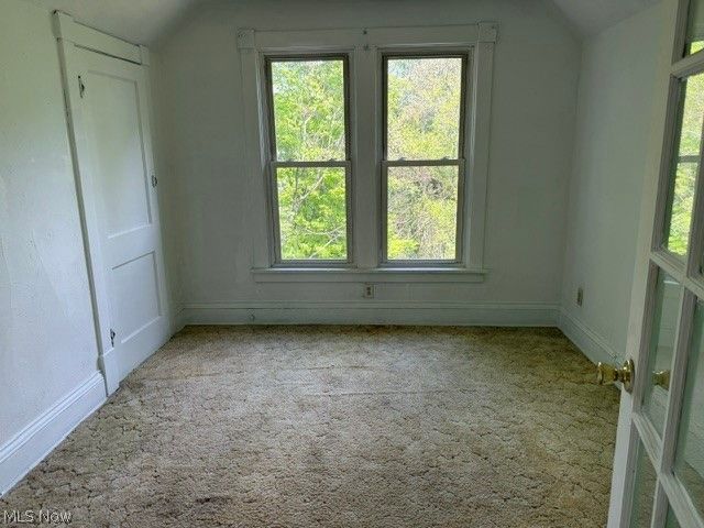1111 Hillary Square, Steubenville, OH 43952
