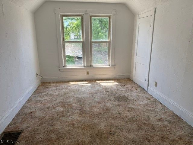 1111 Hillary Square, Steubenville, OH 43952