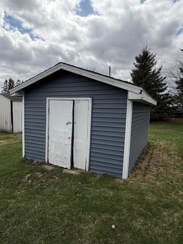 301 S THIRD STREET, Colby, WI 54421