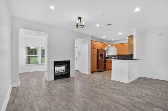 4313 Windswept Drive, Montgomery, TX 77356