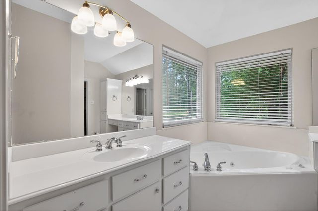 4313 Windswept Drive, Montgomery, TX 77356