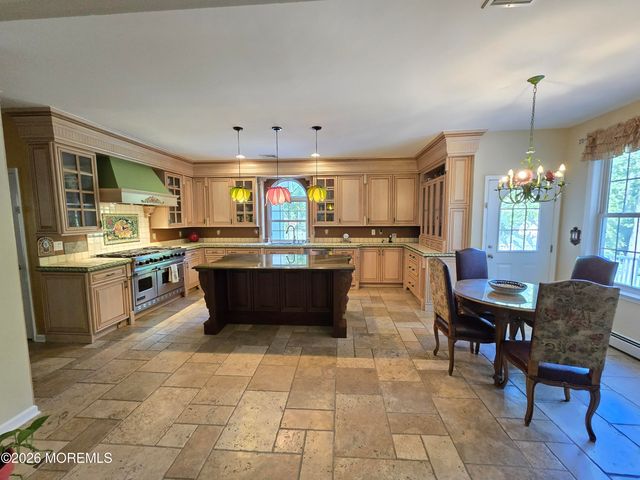 112 Beacon Hill Road, Morganville, NJ 07751