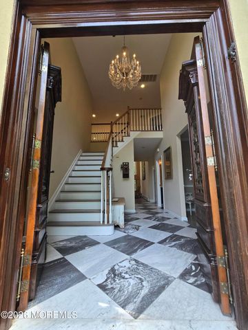 112 Beacon Hill Road, Morganville, NJ 07751