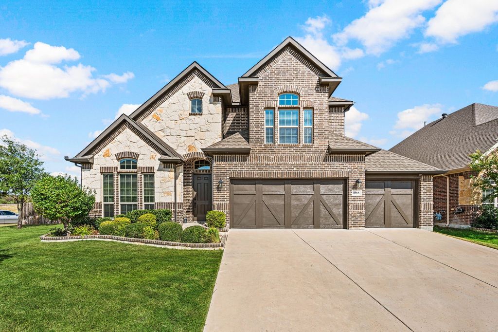 6068 Wessex Street, North Richland Hills, TX 76180 — exterior