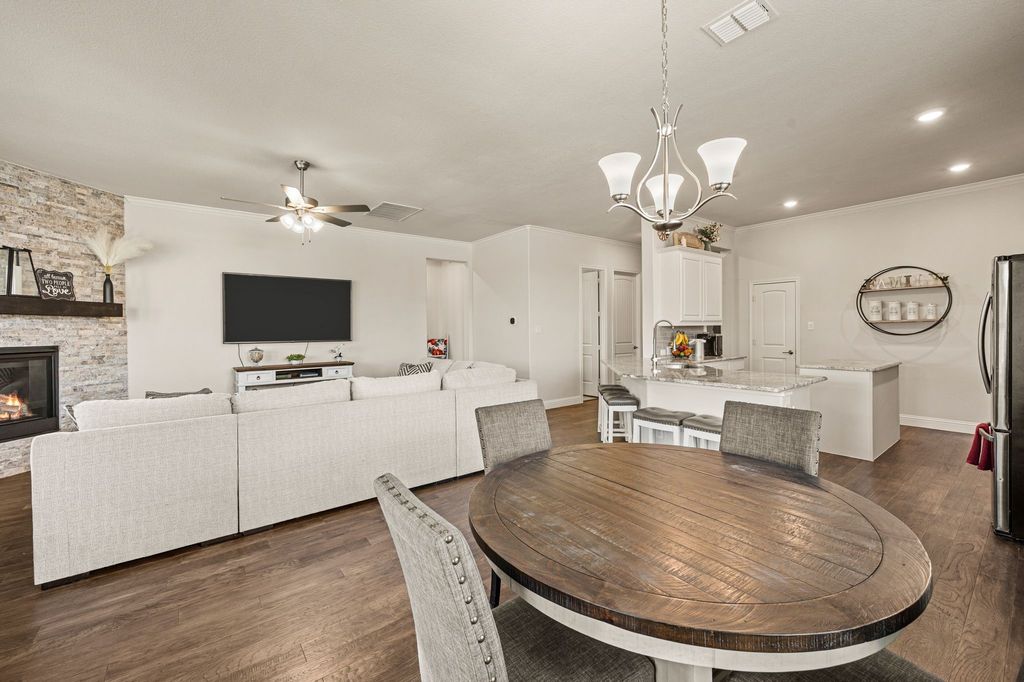 6068 Wessex Street, North Richland Hills, TX 76180 — photo 4