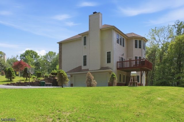 6 Andre Ct, Hardyston Twp., NJ 07416
