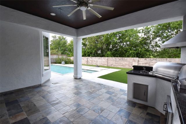 2014 Split Branch Court Court, Houston, TX 77077