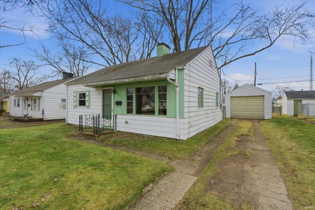 3623 Carroll Street, South Bend, IN 46614