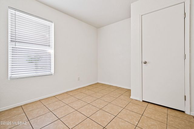 3708 W Fenton Way, Tucson, AZ 85746