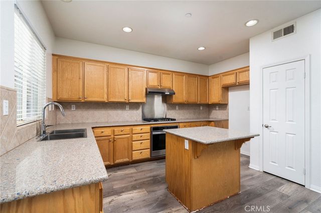 4588 Vincent Way, Riverside, CA 92501