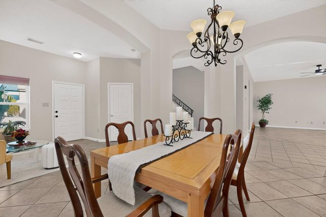 401 Minturn Loop NE, Rio Rancho, NM 87124